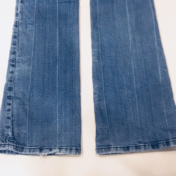 BCBG Maxazria 4 - Picture 4 of 7